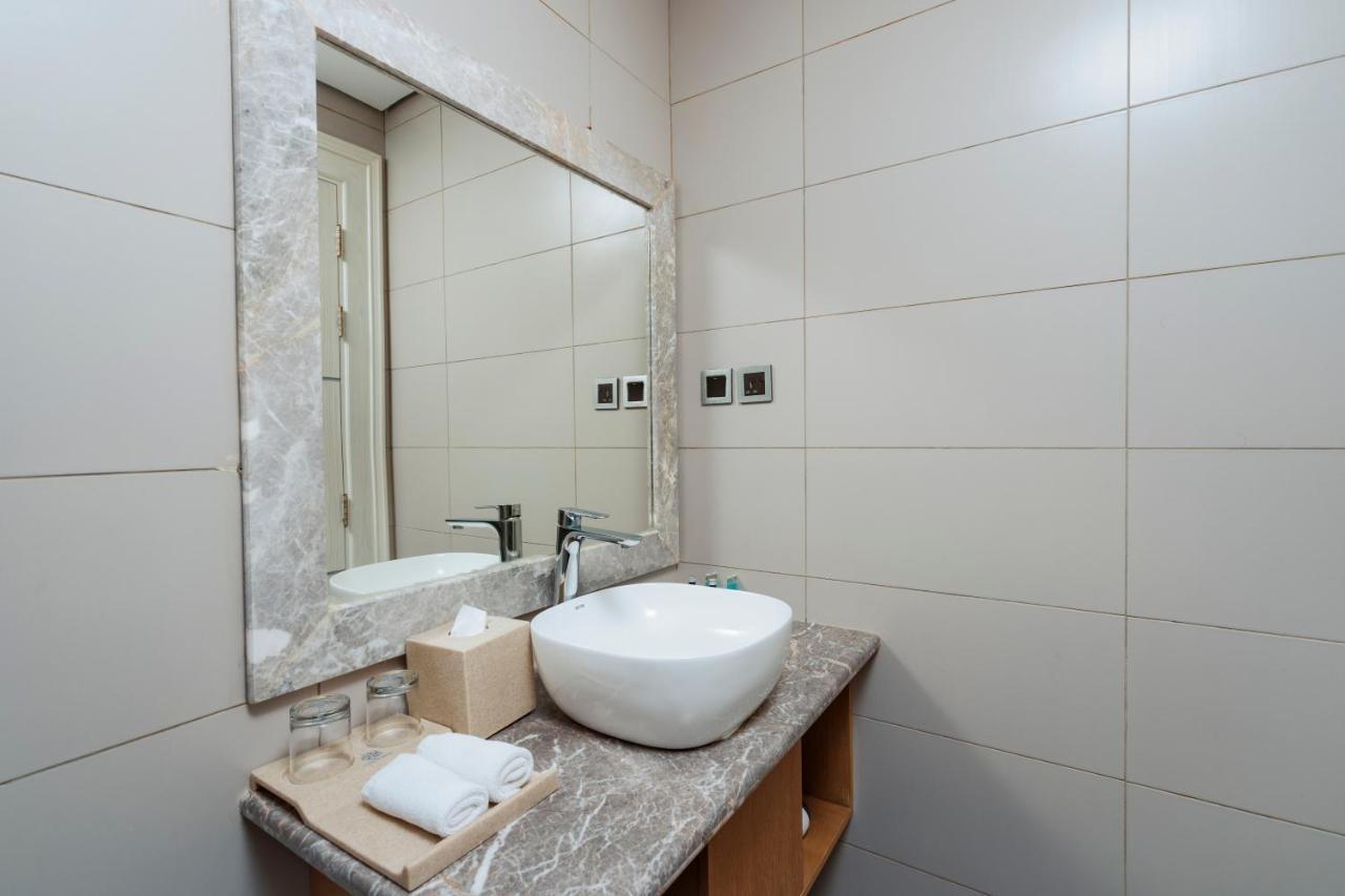 Hotel Gulanar *